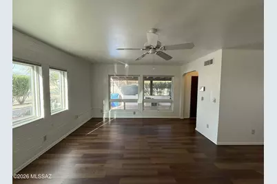 348 W Via Del Heroe, Green Valley, AZ 85614 - Photo 11