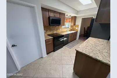 1211 N Paseo Del Cervato, Green Valley, AZ 85614 - Photo 15