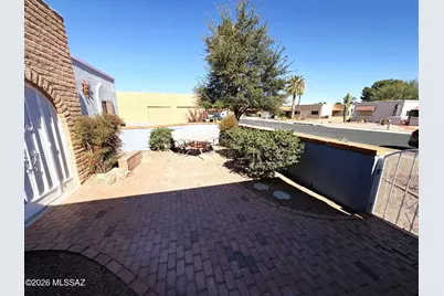 1211 N Paseo Del Cervato, Green Valley, AZ 85614 - Photo 3