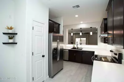 16570 S Paseo Badajo, Sahuarita, AZ 85629 - Photo 3