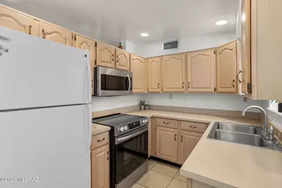 5200 E 28th Street, Tucson, AZ 85711 - Photo 9