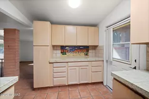 8509 E Louise Dr, Tucson, AZ 85730 - Photo 13