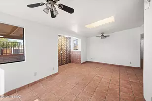 8509 E Louise Dr, Tucson, AZ 85730 - Photo 15