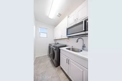 1005 W Lark Bunting Lane, Oro Valley, AZ 85755 - Photo 23