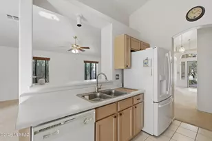 3671 W Meadow Briar Dr, Tucson, AZ 85741 - Photo 19