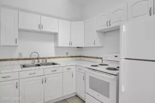 2940 N Park Ave, Tucson, AZ 85719 - Photo 11