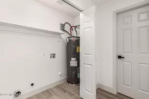 2032 E Florence Dr, Tucson, AZ 85719 - Photo 29