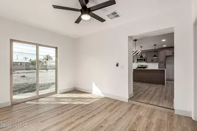 2032 E Florence Drive, Tucson, AZ 85719 - Photo 15