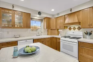 975 N Evergreen Dr, Oracle, AZ 85623 - Photo 17