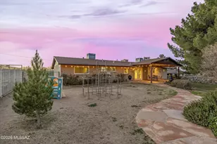 975 N Evergreen Dr, Oracle, AZ 85623 - Photo 5