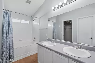 7821 S Kilbrennan Way, Tucson, AZ 85747 - Photo 9