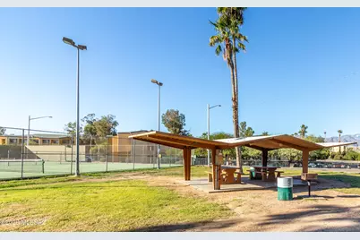 7426 E Montecito Drive, Tucson, AZ 85710 - Photo 37