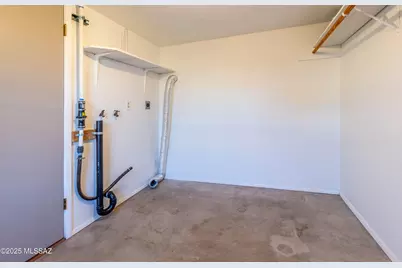 7426 E Montecito Drive, Tucson, AZ 85710 - Photo 31