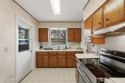 334 S Vista Del Rio, Green Valley, AZ 85614 - Photo 11