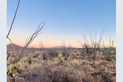 7377 Bucking Horse Road, Sahuarita, AZ 85629 - Photo 1