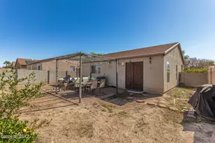 2595 E Warwick Castle Ln, Tucson, AZ 85706 - Photo 19