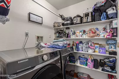 2595 E Warwick Castle Lane, Tucson, AZ 85706 - Photo 11