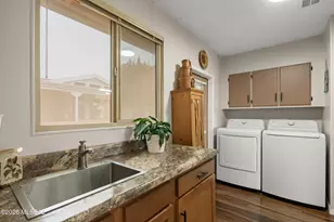 105 W Mora Dr, Green Valley, AZ 85614 - Photo 23