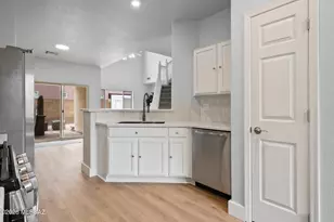 127 W Camino Rio Chiquito, Sahuarita, AZ 85629 - Photo 17