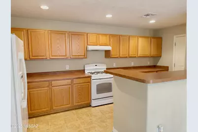 150 W Paseo Celestial, Sahuarita, AZ 85629 - Photo 9