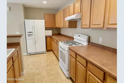 150 W Paseo Celestial, Sahuarita, AZ 85629 - Photo 11