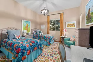 9801 N Ridge Shadow Pl, Tucson, AZ 85704 - Photo 17