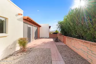 1311 W Calle Serrano, Green Valley, AZ 85622 - Photo 27