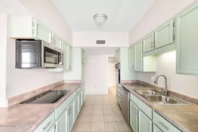 1311 W Calle Serrano, Green Valley, AZ 85622 - Photo 9