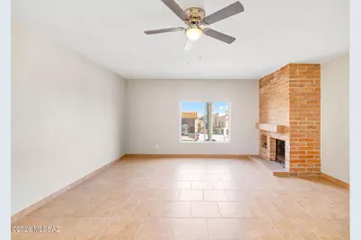 1311 W Calle Serrano, Green Valley, AZ 85622 - Photo 5