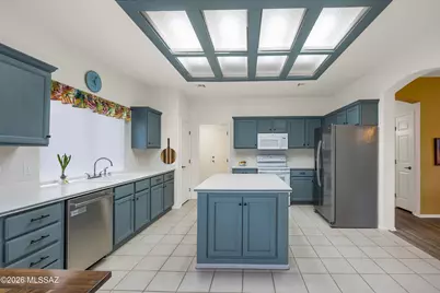 2395 E Nasturtium Street, Oro Valley, AZ 85755 - Photo 11