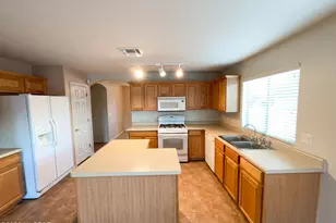 9986 E Apache Rain Dr, Tucson, AZ 85748 - Photo 9