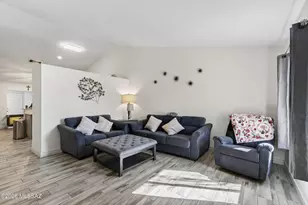 9931 E Banister Dr, Tucson, AZ 85730 - Photo 5