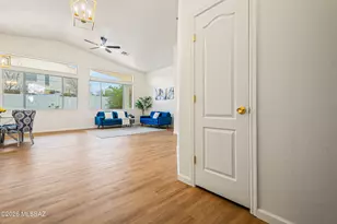 1054 W Squawbush Ct, Tucson, AZ 85737 - Photo 21