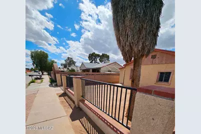 3544 S 9th Avenue, Tucson, AZ 85713 - Photo 1