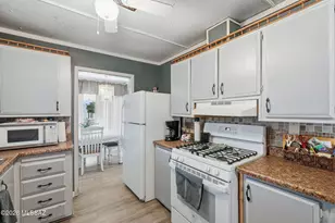 142 W Aliso Dr, Green Valley, AZ 85614 - Photo 7