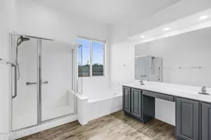 1252 S Desert Vista Dr, Tucson, AZ 85748 - Photo 27