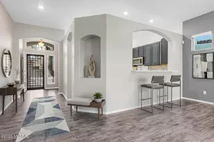 1252 S Desert Vista Dr, Tucson, AZ 85748 - Photo 7