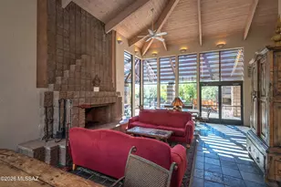 6655 N Canyon Crest Dr, Tucson, AZ 85750 - Photo 33