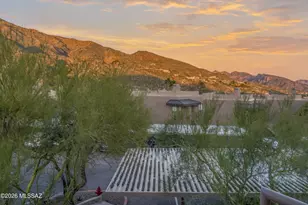 6655 N Canyon Crest Dr, Tucson, AZ 85750 - Photo 19