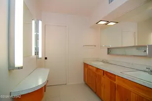 9043 E Bellevue St, Tucson, AZ 85715 - Photo 27