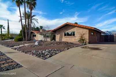 9043 E Bellevue Street, Tucson, AZ 85715 - Photo 3