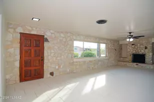 9043 E Bellevue St, Tucson, AZ 85715 - Photo 5