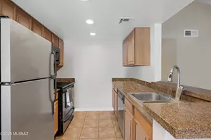 101 S Players Club Dr, Tucson, AZ 85745 - Photo 7