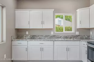 1520 E 27th St, Tucson, AZ 85713 - Photo 9