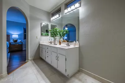 11867 N Desert Slopes Way, Tucson, AZ 85737 - Photo 25
