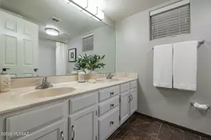 11867 N Desert Slopes Way, Tucson, AZ 85737 - Photo 33