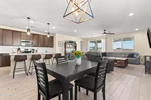 13171 N Grayson Dr, Marana, AZ 85653 - Photo 7