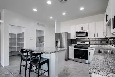 12442 W Lilliston Way, Marana, AZ 85653 - Photo 15