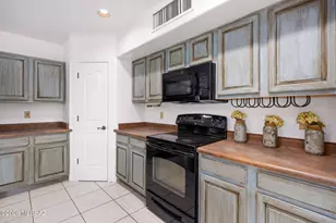 8786 E Corte Caida Del Sol, Tucson, AZ 85715 - Photo 11