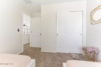 669 W Cholla Crest Drive, Green Valley, AZ 85614 - Photo 37